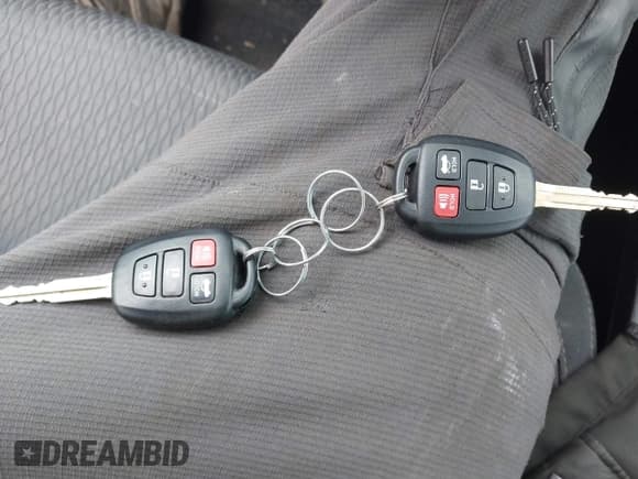 ✅ 2017 Toyota Corolla L • VIN: 5YFBURHE4HP591128 • Lot: 43755032. Listed on IAAI with 63,560 mi. Free auction sales archive from the USA and detailed vehicle history report at DreamBid. Image 11.