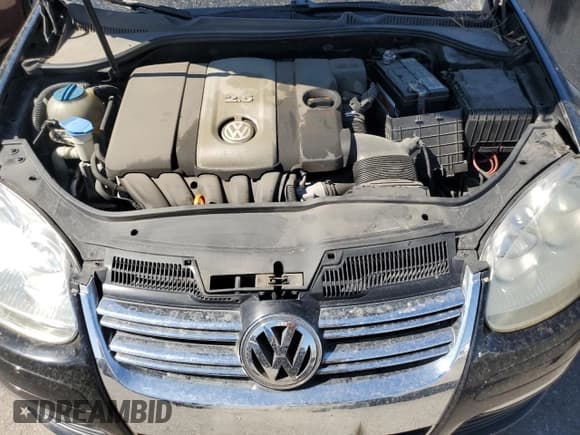 ✅ 2007 Volkswagen Jetta Wolfsburg Edition • VIN: 3VWEF81K97M067798 • Лот: 71356455. Опубликован ранее на Copart с пробегом 176 650 миль. Бесплатный доступ к архиву аукционных продаж из США и подробный отчёт об истории автомобиля на DreamBid. Изображение 11.