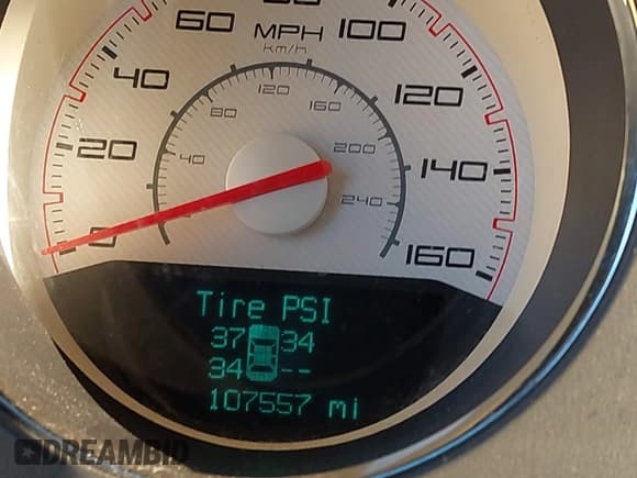 ✅ 2012 Dodge Challenger R/T Classic • VIN: 2C3CDYBTXCH254925 • Лот: 43581117. Опубликован ранее на IAAI с пробегом 107 557 миль. Бесплатный доступ к архиву аукционных продаж из США и подробный отчёт об истории автомобиля на DreamBid. Изображение 16.