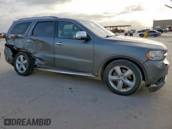 ✅ 2011 Dodge Durango Citadel • VIN: 1D4SD5GT2BC694950 • Lot: 61565815. Listed on Copart with 212,170 mi. Free auction sales archive from the USA and detailed vehicle history report at DreamBid. Image 4.