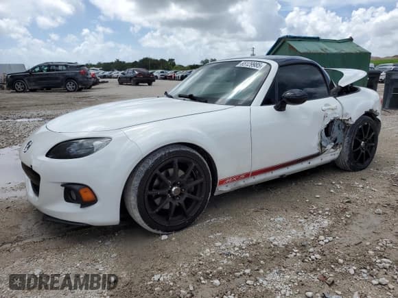 ✅ 2014 Mazda MX-5 Miata Club • VIN: JM1NC2MF1E0236686 • Lot: 65129985. Listed on Copart with 71,415 mi. Free auction sales archive from the USA and detailed vehicle history report at DreamBid. Image 1.
