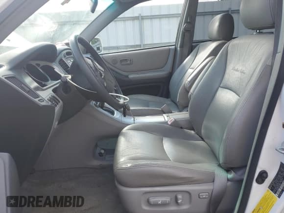 ✅ 2007 Toyota Highlander • VIN: JTEGP21A570129323 • Лот: 56898785. Опубликован ранее на Copart с пробегом 158 036 миль. Бесплатный доступ к архиву аукционных продаж из США и подробный отчёт об истории автомобиля на DreamBid. Изображение 7.