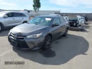 ✅ 2016 Toyota Camry XLE • VIN: 4T1BF1FK1GU605701 • Лот: 43783914. Опубликован ранее на IAAI с пробегом 107 533 миль. Бесплатный доступ к архиву аукционных продаж из США и подробный отчёт об истории автомобиля на DreamBid. Изображение 2.
