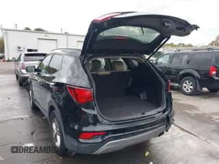 2017 Hyundai Santa Fe 2.4L z VIN 5XYZUDLB9HG415114, wystawiony jako IAAI lot #43533973 z przebiegiem 78 724 mil mil oraz . Historia ofert i sprzedaży dostępna na DreamBid. Obrazek 3.