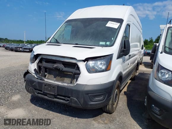 ✅ 2023 Ford Transit Cargo • VIN: 1FTBR3X83PKA69243 • Lot: 42816347. Wystawiony na IAAI z przebiegiem 56 535 mil. Bezpłatny archiwum sprzedaży aukcyjnych z USA i szczegółowy raport historii pojazdu na DreamBid. Zdjęcie 2.