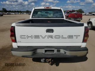✅ 2006 Chevrolet Silverado 1500 LT1 • VIN: 1GCEC19Z76Z261814 • Лот: 77153334. Опубликован ранее на Copart с пробегом 223 503 миль. Бесплатный доступ к архиву аукционных продаж из США и подробный отчёт об истории автомобиля на DreamBid. Изображение 6.