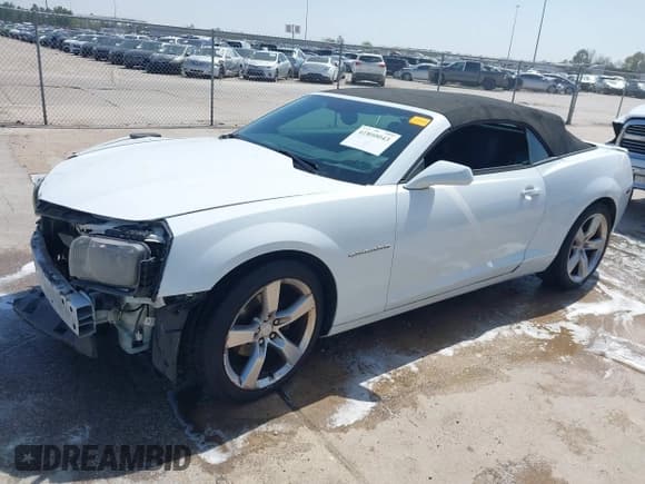✅ 2011 Chevrolet Camaro 2LT • VIN: 2G1FC3DD0B9200975 • Lot: 41800043. Wystawiony na IAAI z przebiegiem 151 416 mil. Bezpłatny archiwum sprzedaży aukcyjnych z USA i szczegółowy raport historii pojazdu na DreamBid. Zdjęcie 2.
