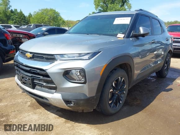 ✅ 2023 Chevrolet TrailBlazer LT • VIN: KL79MPSL4PB170112 • Лот: 42984635. Опубликован ранее на IAAI с пробегом 63 692 миль. Бесплатный доступ к архиву аукционных продаж из США и подробный отчёт об истории автомобиля на DreamBid. Изображение 2.