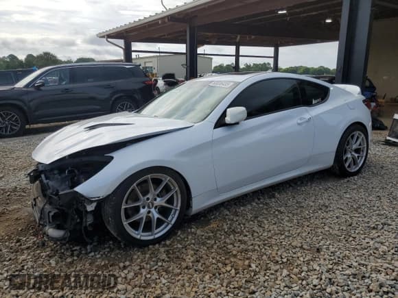 ✅ 2014 Hyundai Genesis Coupe Premium • VIN: KMHHT6KD3EU113899 • Lot: 63036435. Wystawiony na Copart z przebiegiem 97 795 mil. Bezpłatny archiwum sprzedaży aukcyjnych z USA i szczegółowy raport historii pojazdu na DreamBid. Zdjęcie 1.