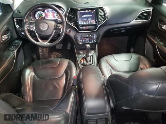 ✅ 2019 Jeep Cherokee Limited • VIN: 1C4PJMDX5KD137246 • Lot: 45379505. Listed on Copart with 103,330 mi. Free auction sales archive from the USA and detailed vehicle history report at DreamBid. Image 8.