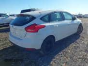 ✅ 2017 Ford Focus SE • VIN: 1FADP3K24HL259538 • Lot: 43701564. Wystawiony na IAAI z przebiegiem 184 903 mil. Bezpłatny archiwum sprzedaży aukcyjnych z USA i szczegółowy raport historii pojazdu na DreamBid. Zdjęcie 4.