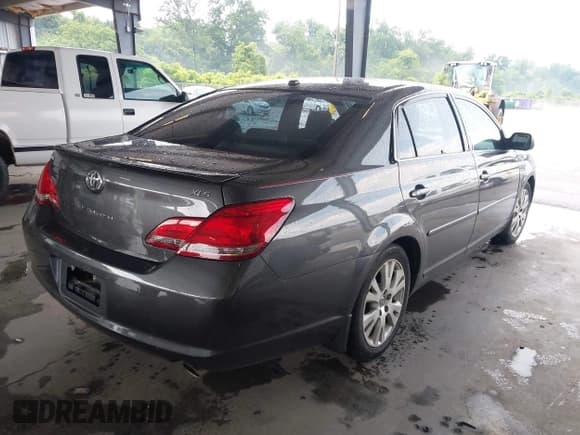 ✅ 2009 Toyota Avalon XL • VIN: 4T1BK36B99U346448 • Lot: 42609657. Wystawiony na IAAI z przebiegiem Nie podano. Bezpłatny archiwum sprzedaży aukcyjnych z USA i szczegółowy raport historii pojazdu na DreamBid. Zdjęcie 4.