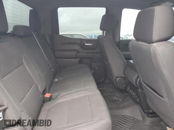 ✅ 2022 Chevrolet Silverado 1500 LT • VIN: 1GCUYDED5NZ216121 • Lot: 81733535. Wystawiony na Copart z przebiegiem 44 775 mil. Bezpłatny archiwum sprzedaży aukcyjnych z USA i szczegółowy raport historii pojazdu na DreamBid. Zdjęcie 10.