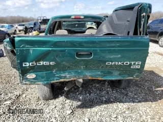 ✅ 2003 Dodge Dakota SLT • VIN: 1D7HL48N93S220107 • Lot: 49046485. Wystawiony na Copart z przebiegiem Nie podano. Bezpłatny archiwum sprzedaży aukcyjnych z USA i szczegółowy raport historii pojazdu na DreamBid. Zdjęcie 6.