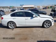 ✅ 2013 BMW 3 Series 328i • VIN: WBA3A5G52DNP18714 • Lot: 41844082. Wystawiony na IAAI z przebiegiem 104 867 mil. Bezpłatny archiwum sprzedaży aukcyjnych z USA i szczegółowy raport historii pojazdu na DreamBid. Zdjęcie 13.