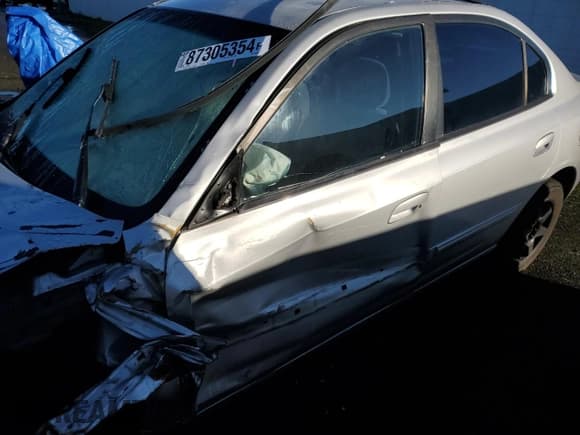 ✅ 2005 Hyundai Elantra GLS • VIN: KMHDN46D25U094494 • Lot: 87305354. Wystawiony na Copart z przebiegiem Nie podano. Bezpłatny archiwum sprzedaży aukcyjnych z USA i szczegółowy raport historii pojazdu na DreamBid. Zdjęcie 7.