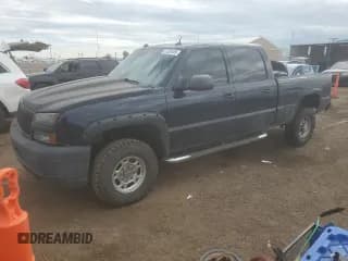 ✅ 2005 Chevrolet Silverado 2500HD LS • VIN: 1GCHK23215F913487 • Lot: 57225445. Wystawiony na Copart z przebiegiem 280 120 mil. Bezpłatny archiwum sprzedaży aukcyjnych z USA i szczegółowy raport historii pojazdu na DreamBid. Zdjęcie 1.