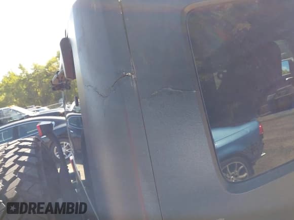 ✅ 2008 Jeep Wrangler Unlimited Sahara • VIN: 1J8GA59148L577444 • Lot: 43231472. Listed on IAAI with 292,511 mi. Free auction sales archive from the USA and detailed vehicle history report at DreamBid. Image 6.