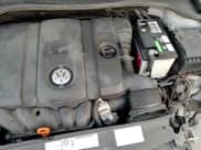 ✅ 2013 Volkswagen Golf w/Conv & Sunroof • VIN: WVWBB7AJ8DW030918 • Лот: 83351604. Опубликован ранее на Copart с пробегом 147 554 миль. Бесплатный доступ к архиву аукционных продаж из США и подробный отчёт об истории автомобиля на DreamBid. Изображение 14.