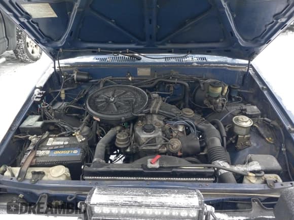 ✅ 1985 Toyota Pickup • VIN: JT4RN66D9F5073756 • Lot: 75156603. Listed on Copart with 216,757 mi. Free auction sales archive from the USA and detailed vehicle history report at DreamBid. Image 11.