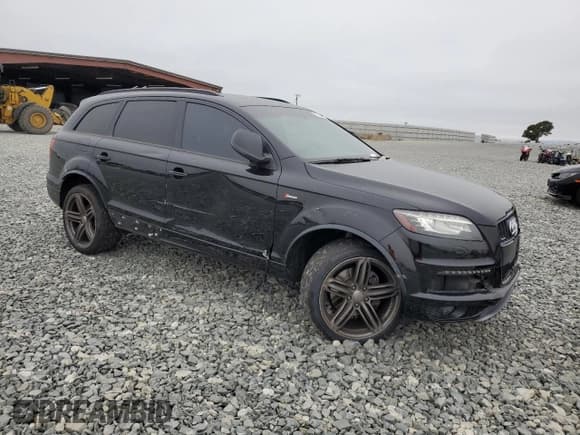 ✅ 2014 Audi Q7 S line Prestige • VIN: WA1DGAFE0ED002735 • Лот: 62140135. Опубликован ранее на Copart с пробегом 130 050 миль. Бесплатный доступ к архиву аукционных продаж из США и подробный отчёт об истории автомобиля на DreamBid. Изображение 4.