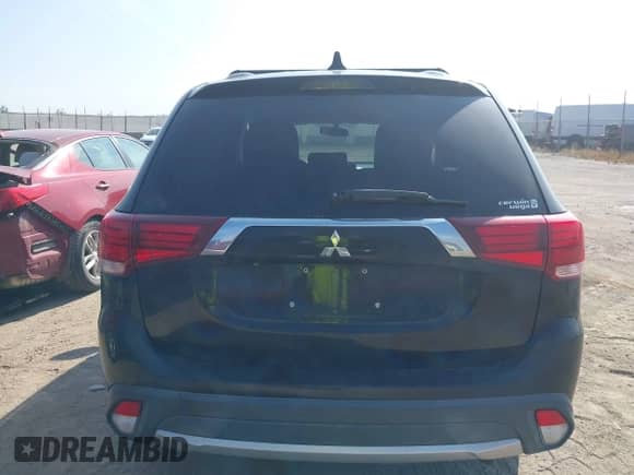 2018 Mitsubishi Outlander SE with VIN JA4AD3A31JJ004065, listed as a IAAI auction lot 43190539 with 160,381 mi miles and . Bid and sale history available at DreamBid. Image 17.