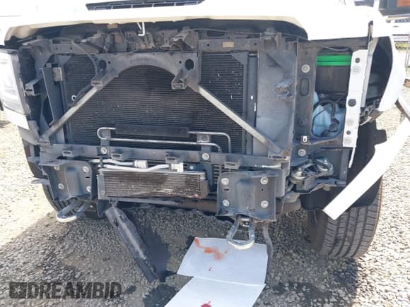 ✅ 2017 GMC Sierra 2500HD Denali • VIN: 1GT12UEYXHF110776 • Лот: 42161309. Опубликован ранее на IAAI с пробегом 103 634 миль. Бесплатный доступ к архиву аукционных продаж из США и подробный отчёт об истории автомобиля на DreamBid. Изображение 6.