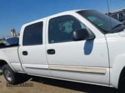 ✅ 2004 Chevrolet Silverado 2500 LT • VIN: 1GCGC23U64F158801 • Lot: 42887314. Wystawiony na IAAI z przebiegiem 124 427 mil. Bezpłatny archiwum sprzedaży aukcyjnych z USA i szczegółowy raport historii pojazdu na DreamBid. Zdjęcie 13.