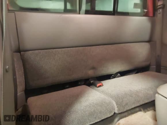 ✅ 1997 Dodge Dakota • VIN: 1B7GG23X1VS116575 • Лот: 43349876. Опубликован ранее на IAAI с пробегом 169 635 миль. Бесплатный доступ к архиву аукционных продаж из США и подробный отчёт об истории автомобиля на DreamBid. Изображение 8.