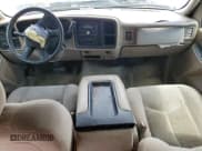 ✅ 2004 Chevrolet Silverado 2500 LT • VIN: 1GCGC23U64F112319 • Lot: 60648595. Wystawiony na Copart z przebiegiem 169 516 mil. Bezpłatny archiwum sprzedaży aukcyjnych z USA i szczegółowy raport historii pojazdu na DreamBid. Zdjęcie 8.