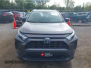 ✅ 2023 Toyota RAV4 Hybrid LE • VIN: 4T3LWRFV2PU105437 • Лот: 43294986. Опубликован ранее на IAAI с пробегом 16 377 миль. Бесплатный доступ к архиву аукционных продаж из США и подробный отчёт об истории автомобиля на DreamBid. Изображение 12.