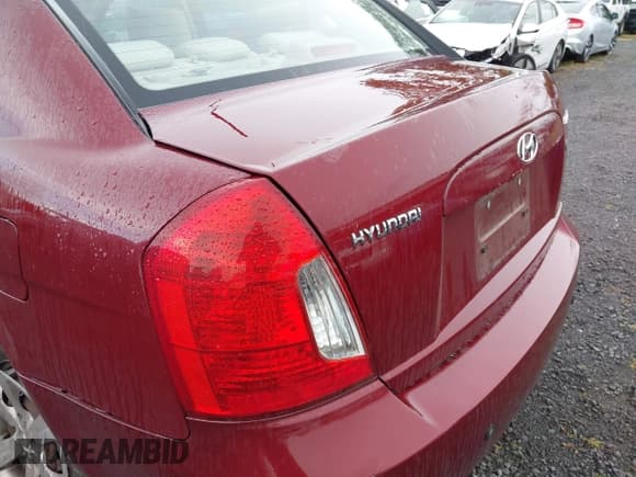 ✅ 2010 Hyundai Accent GLS • VIN: KMHCN4AC1AU481896 • Лот: 41319596. Опубликован ранее на IAAI с пробегом 89 046 миль. Бесплатный доступ к архиву аукционных продаж из США и подробный отчёт об истории автомобиля на DreamBid. Изображение 17.