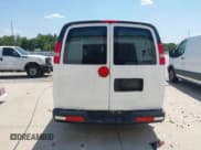 ✅ 2013 Chevrolet Express Cargo • VIN: 1GCSGAFX2D1152635 • Lot: 42768190. Wystawiony na IAAI z przebiegiem 399 946 mil. Bezpłatny archiwum sprzedaży aukcyjnych z USA i szczegółowy raport historii pojazdu na DreamBid. Zdjęcie 16.