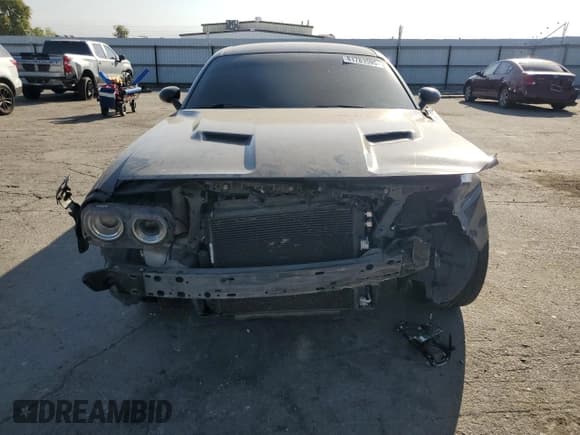 ✅ 2018 Dodge Challenger SXT • VIN: 2C3CDZAG9JH155102 • Лот: 81789595. Опубликован ранее на Copart с пробегом 105 554 миль. Бесплатный доступ к архиву аукционных продаж из США и подробный отчёт об истории автомобиля на DreamBid. Изображение 5.