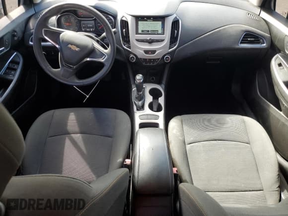 ✅ 2018 Chevrolet Cruze LS • VIN: 1G1BC5SM1J7140377 • Лот: 85569665. Опубликован ранее на Copart с пробегом 178 591 миль. Бесплатный доступ к архиву аукционных продаж из США и подробный отчёт об истории автомобиля на DreamBid. Изображение 8.