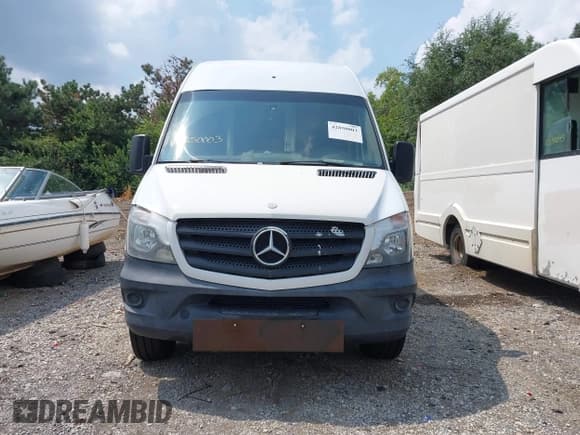 ✅ 2014 Mercedes-Benz Sprinter • VIN: WD3PE8DE6E5902807 • Lot: 42850003. Wystawiony na IAAI z przebiegiem 254 882 mil. Bezpłatny archiwum sprzedaży aukcyjnych z USA i szczegółowy raport historii pojazdu na DreamBid. Zdjęcie 12.