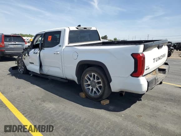 ✅ 2023 Toyota Tundra SR5 • VIN: 5TFLA5EC1PX011276 • Lot: 59616025. Wystawiony na Copart z przebiegiem Nie podano. Bezpłatny archiwum sprzedaży aukcyjnych z USA i szczegółowy raport historii pojazdu na DreamBid. Zdjęcie 2.