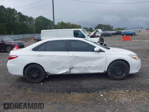 2015 Toyota Camry LE with VIN 4T1BF1FK9FU902181, listed as a IAAI auction lot 43376033 with 165,678 mi miles and . Bid and sale history available at DreamBid. Image 14.