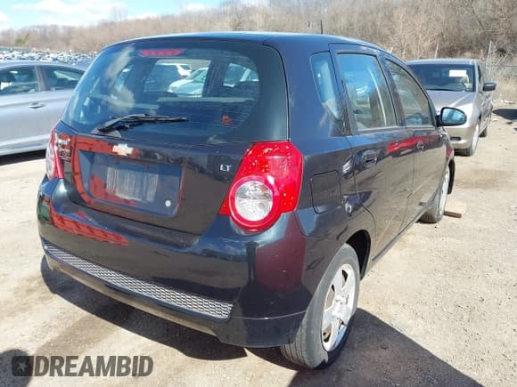 ✅ 2011 Chevrolet Aveo 1LT • VIN: KL1TD6DE1BB187631 • Lot: 41888033. Wystawiony na IAAI z przebiegiem 177 355 mil. Bezpłatny archiwum sprzedaży aukcyjnych z USA i szczegółowy raport historii pojazdu na DreamBid. Zdjęcie 4.