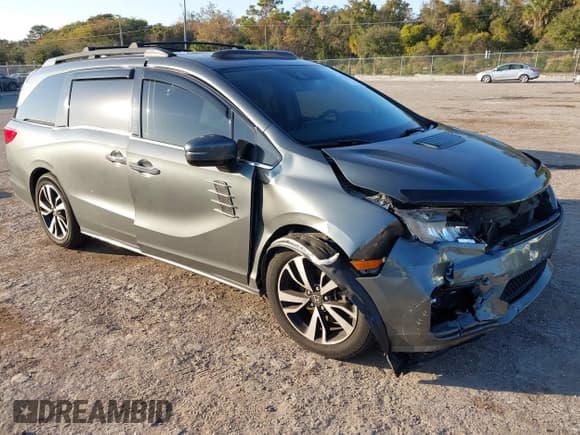 ✅ 2018 Honda Odyssey Elite • VIN: 5FNRL6H95JB014662 • Lot: 43753134. Listed on IAAI with 107,295 mi. Free auction sales archive from the USA and detailed vehicle history report at DreamBid. Image 1.