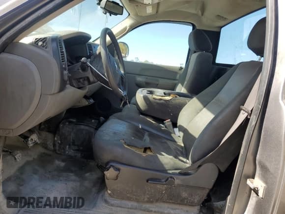 ✅ 2008 Chevrolet Silverado 1500 Work Truck • VIN: 1GCEK14X58Z141697 • Lot: 84582215. Listed on Copart with 206,243 mi. Free auction sales archive from the USA and detailed vehicle history report at DreamBid. Image 7.