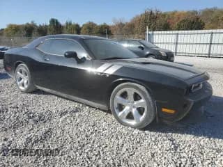 ✅ 2012 Dodge Challenger R/T • VIN: 2C3CDYBT2CH284758 • Lot: 76777864. Wystawiony na Copart z przebiegiem 121 719 mil. Bezpłatny archiwum sprzedaży aukcyjnych z USA i szczegółowy raport historii pojazdu na DreamBid. Zdjęcie 4.