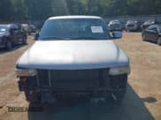 ✅ 2000 Chevrolet Silverado 1500 LS • VIN: 1GCEC19T2YZ291771 • Лот: 43213021. Опубликован ранее на IAAI с пробегом 212 385 миль. Бесплатный доступ к архиву аукционных продаж из США и подробный отчёт об истории автомобиля на DreamBid. Изображение 13.