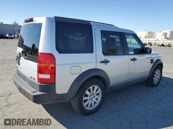 ✅ 2005 Land Rover LR3 SE • VIN: SALAE25495A325897 • Lot: 80885915. Listed on Copart with 203,982 mi. Free auction sales archive from the USA and detailed vehicle history report at DreamBid. Image 3.