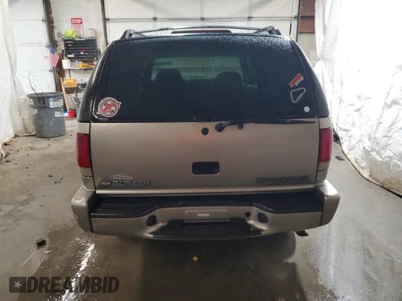 ✅ 2000 Chevrolet Blazer LT • VIN: 1GNDT13WXY2353612 • Lot: 82120334. Wystawiony na Copart z przebiegiem 147 410 mil. Bezpłatny archiwum sprzedaży aukcyjnych z USA i szczegółowy raport historii pojazdu na DreamBid. Zdjęcie 6.