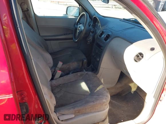 ✅ 2011 Chevrolet HHR 1LT • VIN: 3GNBABFWXBS571060 • Lot: 41293516. Listed on IAAI with 201,583 mi. Free auction sales archive from the USA and detailed vehicle history report at DreamBid. Image 5.