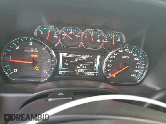 ✅ 2015 Chevrolet Silverado 2500HD LT • VIN: 1GC1KVEG5FF668528 • Lot: 84861185. Wystawiony na Copart z przebiegiem 171 835 mil. Bezpłatny archiwum sprzedaży aukcyjnych z USA i szczegółowy raport historii pojazdu na DreamBid. Zdjęcie 9.