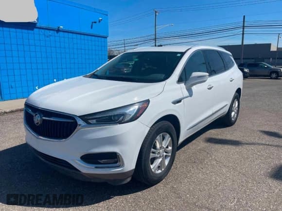 ✅ 2021 Buick Enclave Essence • VIN: 5GAERBKW4MJ263991 • Lot: 85346405. Wystawiony na Copart z przebiegiem 29 347 mil. Bezpłatny archiwum sprzedaży aukcyjnych z USA i szczegółowy raport historii pojazdu na DreamBid. Zdjęcie 2.