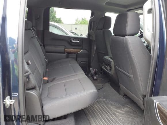 ✅ 2021 Chevrolet Silverado 1500 RST • VIN: 1GCUYEET1MZ355223 • Lot: 42389404. Wystawiony na IAAI z przebiegiem 78 843 mil. Bezpłatny archiwum sprzedaży aukcyjnych z USA i szczegółowy raport historii pojazdu na DreamBid. Zdjęcie 8.