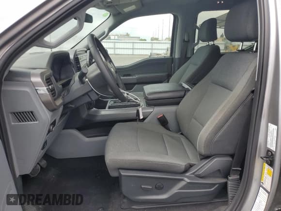 ✅ 2025 Ford F-150 XLT • VIN: 1FTFW3LD6SFA60227 • Лот: 83875015. Опубликован ранее на Copart с пробегом 21 768 миль. Бесплатный доступ к архиву аукционных продаж из США и подробный отчёт об истории автомобиля на DreamBid. Изображение 7.